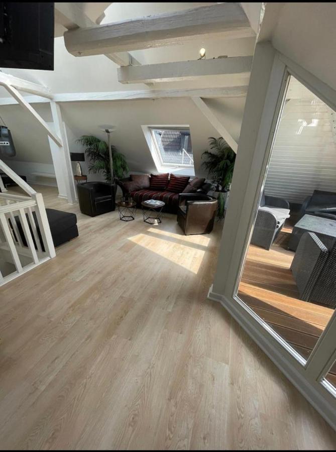 Luxury Rooftop Loft With River View 10Min To City Apartment Dusseldorf Exterior photo