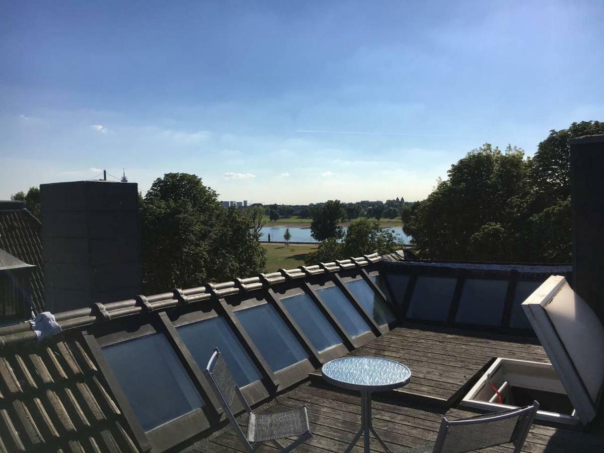 Luxury Rooftop Loft With River View 10Min To City Apartment Dusseldorf Exterior photo